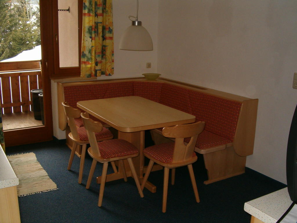 Apartamento Haus Saumspitz Sankt Anton am Arlberg Exterior foto