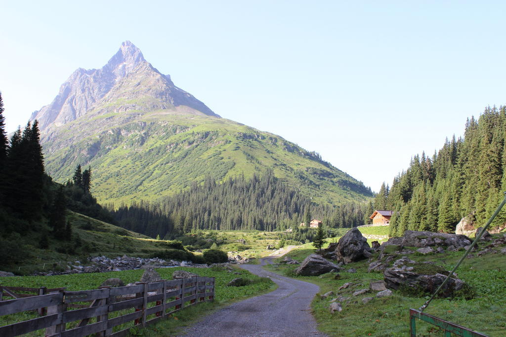 Apartamento Haus Saumspitz Sankt Anton am Arlberg Exterior foto